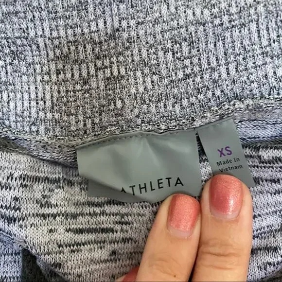 Athleta | Gray Stretch Kickin It Mini Skirt - Picture 4 of 4